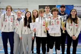 Szabliści UKS Hajduczek Olsztyn na podium II Pucharu Polski juniorów w szabli