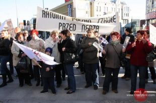 Protestują pracownicy olsztyńskiej oświaty