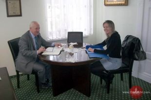 Worki na śmieci zamiast karabinów