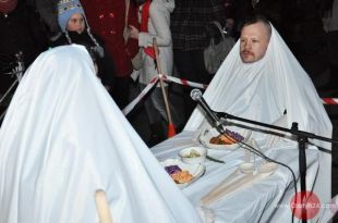 „Dwaj ludzie z kolędy” zawitali na jarmark