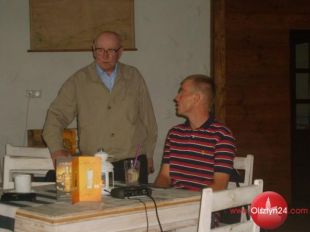 Mistrz rakiety nad jeziorem