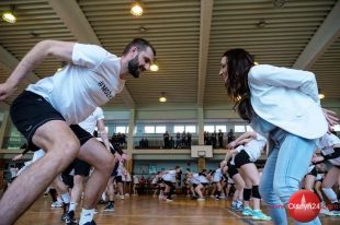 Warsztaty motywacyjne i turniej Możdżonek Cup 2022 odbyły się w V LO