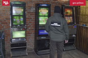Nielegalne automaty zabezpieczone w Iławie. Zatrzymany trafił do aresztu