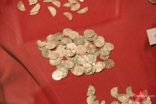 Wszedł do lasu „za potrzebą” wyszedł z tysiącletnim skarbem