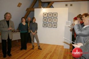 Papierowy świat Elwiry i Urszuli