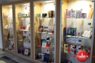 Wojewódzka Biblioteka Publiczna przygotowała „walentynkową” wystawę