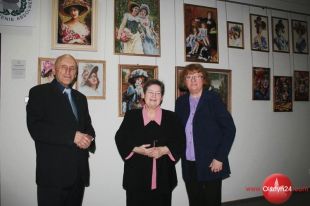 Obrazy malowane igłą w Bibliotece Głównej UWM