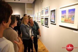 Rysunki Mariusza Gutowskiego prezentuje olsztyńskie BWA Galeria Sztuki