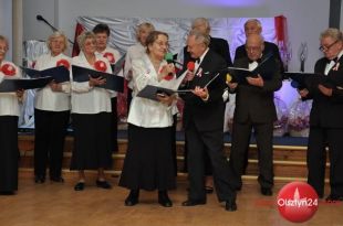 Festiwal Piosenki Patriotycznej w Pałacu Młodzieży