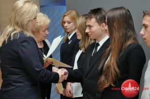 Stypendia Prezesa Rady Ministrów dla uczniów z regionu przyznane