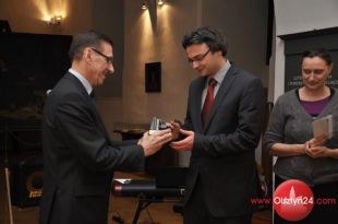 Przemysław Dąbrowski laureatem Nagrody Prezydenta w dziedzinie historii