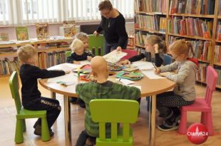 Zgadywanki i warsztaty plastyczne na feriach w WBP