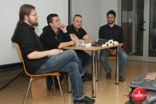 Autorzy „Pokłosia” o hołdzie królowi grozy