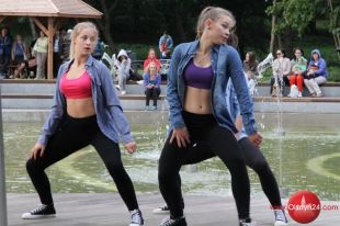 Tanecznie w Parku Centralnym