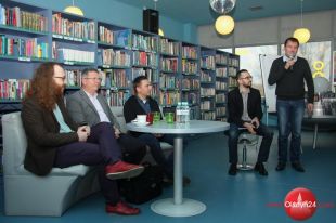 Debatą o ważności słowa rozpoczęto cykl „Pracownia słów ważnych” w Planecie 11