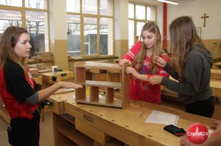 Gimnazjaliści testowali swoje umiejętności praktyczne na tygodniu technicznym w ZSB 