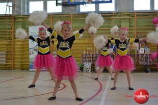 Czirliderki czarowały w Spręcowie