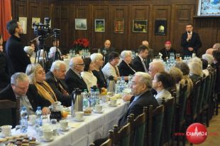 Kresowiacy i kombatanci na opłatku u prezydenta 