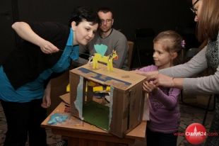 Familijne zajęcia Zrób Sobie Teatr w MOK