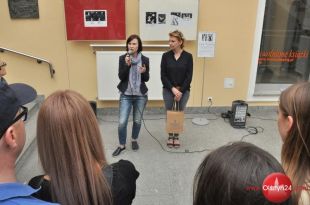 „Kropki. Plamy. Kreski – rysunek tuszem” Ewy Pazyny w Galerii Stary Ratusz WBP