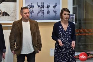 Iwona i Wojciech Gotkiewiczowie prezentują „Pory światła” w Galerii Stary Ratusz