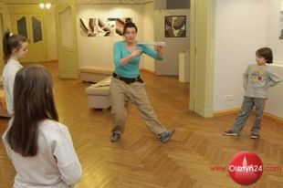 Warsztaty plastyczne i aktorskie na początek ferii zimowych w MOK