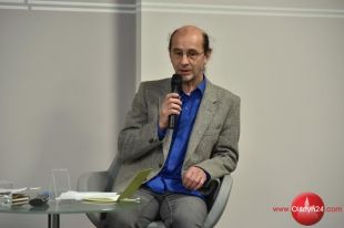 Dziewiąty zeszyt „Trilinguis” prezentuje wiersz Andrzeja Zubkowicza