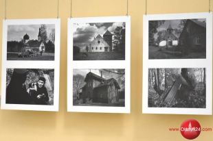 „Znikające klimaty Mazur na fotografii 
 czarno-białej” Waldemara Bzury do zobaczenia w Starym Ratuszu