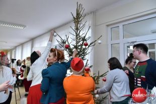 Melodyjnie, wesoło i świątecznie. W „Medyku” obchodzono mikołajki