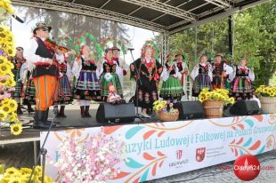 Na Polach Grunwaldu zabrzmiała muzyka ludowa i folkowa