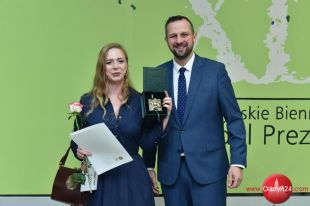 Krystyna Janusz zwyciężczynią XIII Biennale Sztuki - O Medal Prezydenta Olsztyna