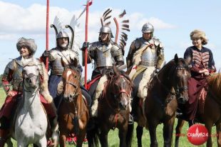 Sprintem przez kilka wieków historii polskiego  oręża