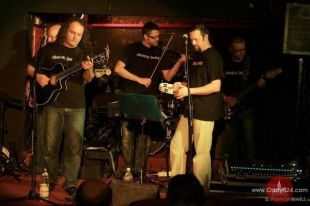 Shantaż zagrał i zaśpiewał w Spichlerzu MOK