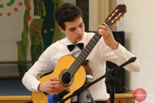 Konkurs gitarzystów w Pałacu Młodzieży