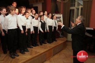Chór Chłopięco-Męski Miasta Olsztyna wystąpił w Kamienicy Naujacka 
