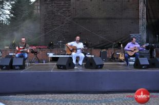 Stare  Drobne  Małże  koncertowo  świętowały  pełnoletność