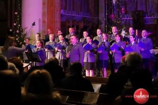 Chór Policji Garnizonu Warmińsko-Mazurskiego kolędował w Olsztynie