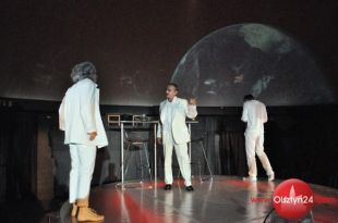 Taka premiera nie zdarza się często - „Boski spór” w Teatrze Jaracza