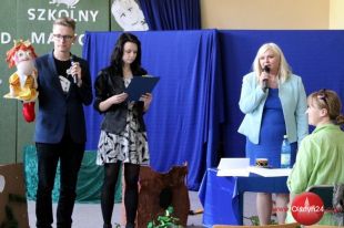 Gimnazjum nr 5 opanowały postacie z bajek