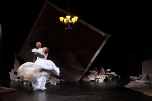 Premiera ciężkiego kalibru przed Wielkanocą w Teatrze Jaracza