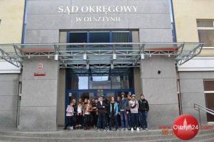 Trzecioklasiści z Gimnazjum nr 13 z wizytą w olsztyńskim Sądzie Okręgowym