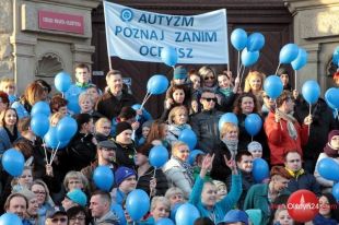 Olsztyn na niebiesko dla ludzi z autyzmem 