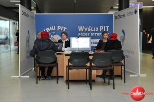 Rozlicz PIT-a w centrum handlowym