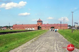 „Polski obóz koncentracyjny” i „polski obóz zagłady” zakazane?