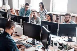 Czy wolontariat pomaga w znalezieniu pracy?