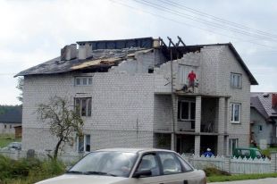 Wojewoda pomaga ofiarom nawałnicy w Wielbarku