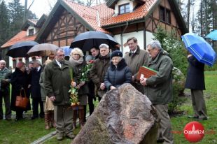 Głazy pamięci leśników w Kudypach