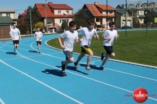 Mistrz Europy na otwarciu stadionu w Dywitach