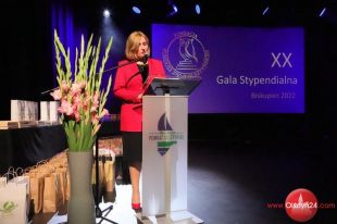 Jubileuszową galę stypendialną Fundusz Ziemi Olsztyńskiej zorganizował w Biskupcu