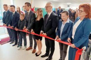 Szkoła w Bartągu jeszcze większa